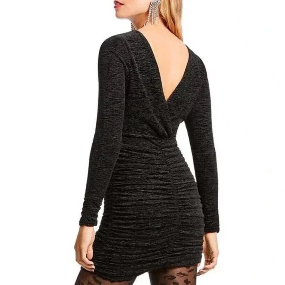 NWT LINI Devon Velvet Ruched Cocktail Dress Black Long Sleeve Size Extra Small